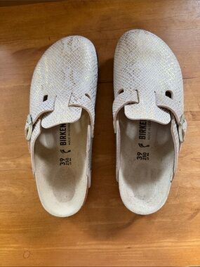 Birkenstock Metallic Ivory/Gold Slip-On Clogs